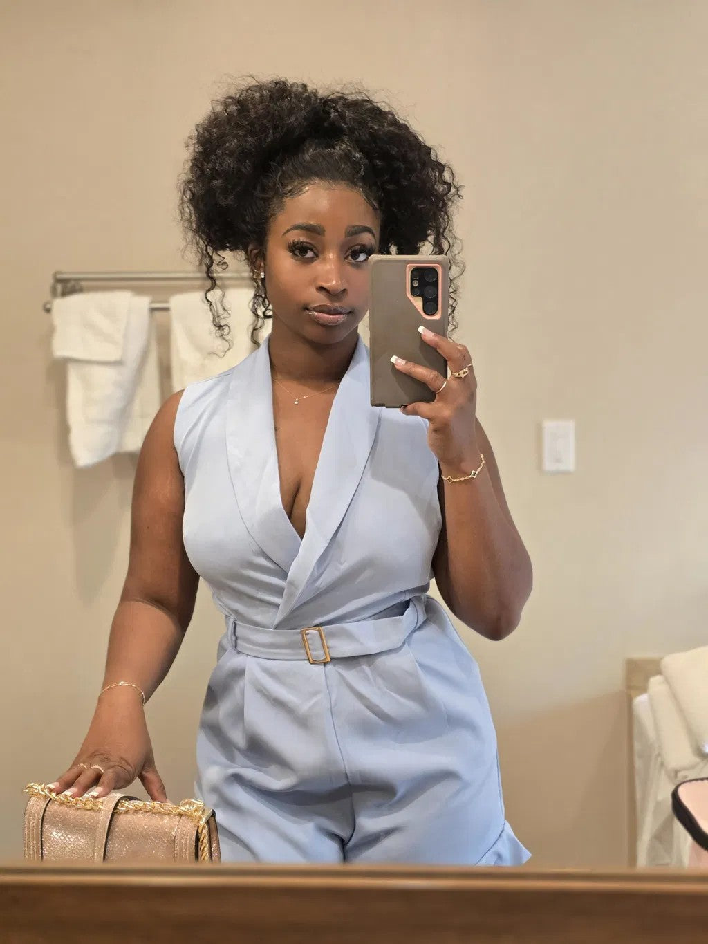 Softlife Hair customer wearing wig review photo from Brandy Wilson