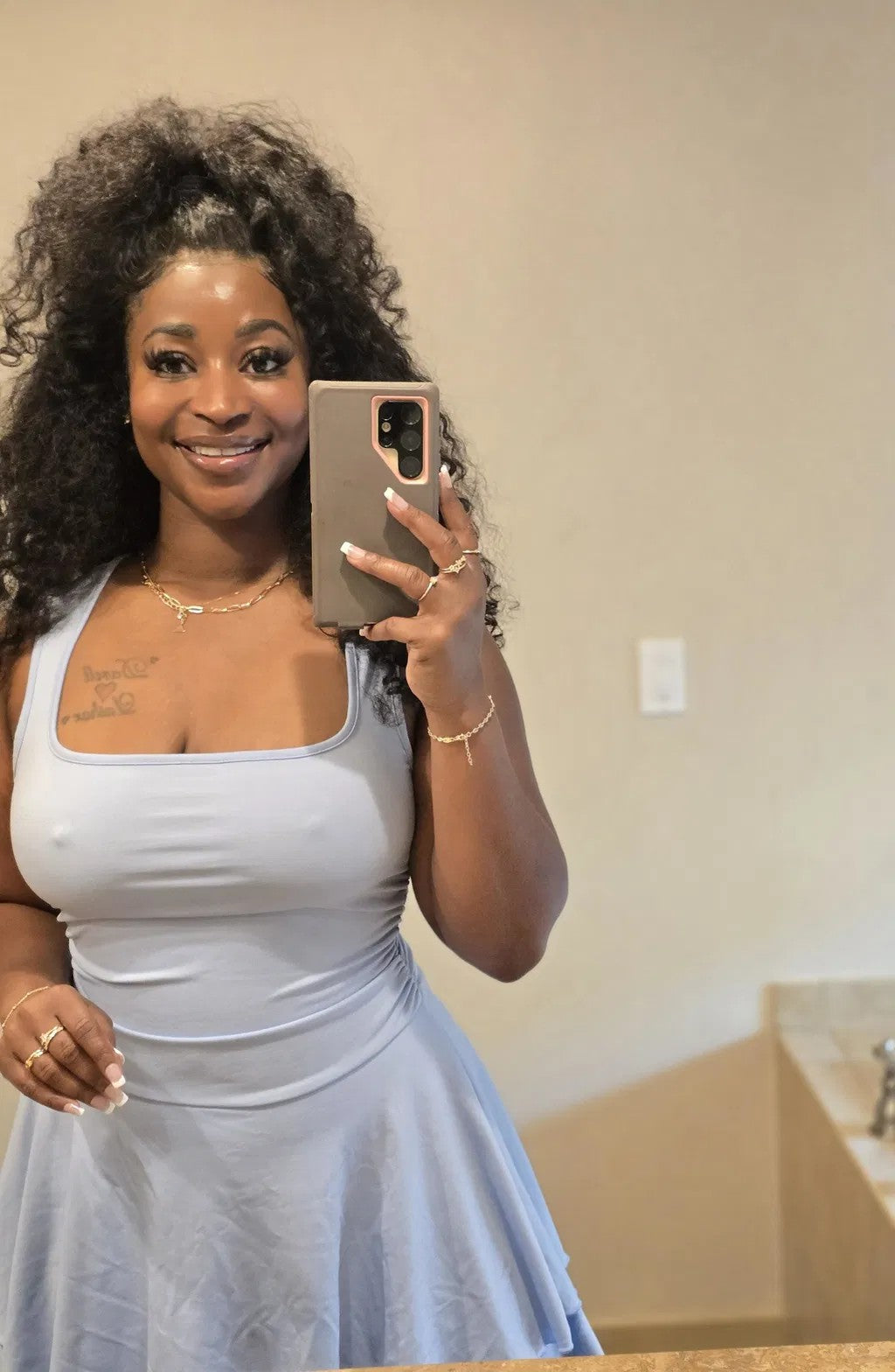 Softlife Hair customer wearing wig review photo from Brandy Wilson