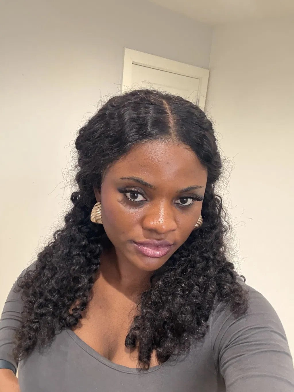 Softlife Hair customer wearing wig review photo from Kiara Thomas
